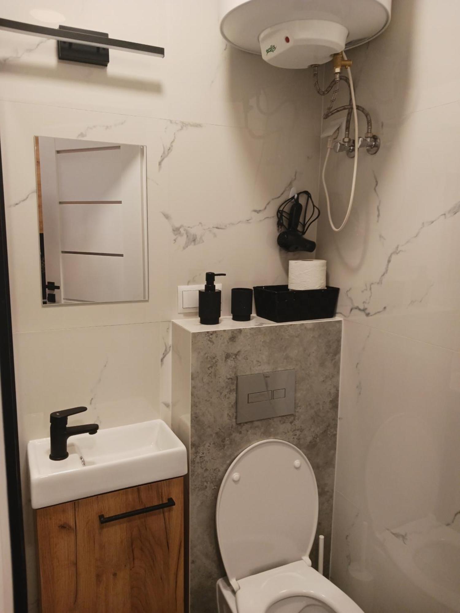 Apartamenty Marco 3 Przy Dworcu-Stare Miasto-Super Wi Fi Krakow Bagian luar foto